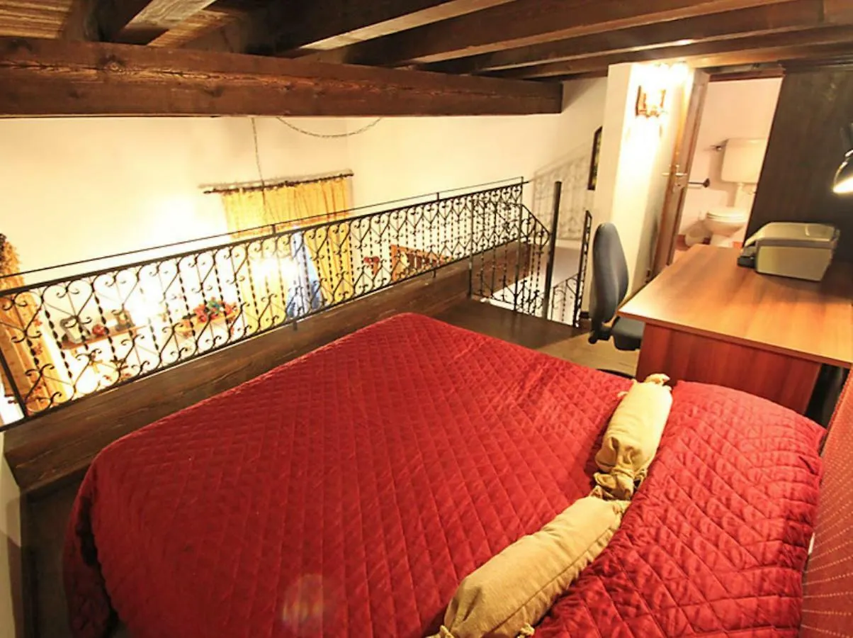 Orologio Del Massimo Apartment Palermo Italy